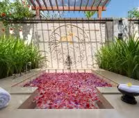 Villa Kaba Kaba Estate, Outdoor Bathtub